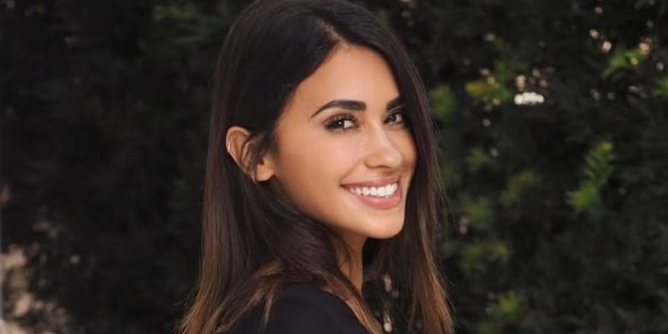 Antonela Roccuzzo explicó el significado de cada imagen que lleva en la funda de su teléfono celular