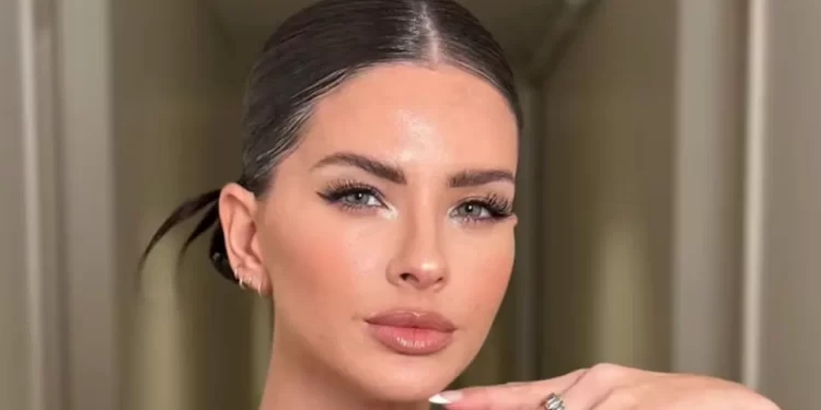 La China Suárez celebró que sus hijos comenzaron las clases en Turquía