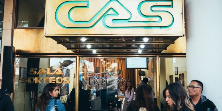 Conocé quiénes fueron los ganadores del sorteo de viviendas del IPV