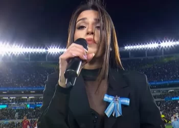 Euge Quevedo enfrentó las críticas tras cantar el himno en la despedida de Lionel Messi