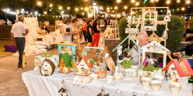 Los jardines del Auditorio reciben a la primavera con la Feria Raíces