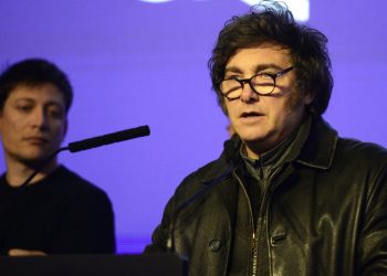 Milei dijo que harán autocrítica pero advirtió que el modelo económico no cambia