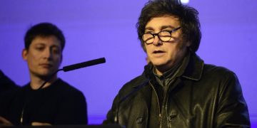 Milei dijo que harán autocrítica pero advirtió que el modelo económico no cambia