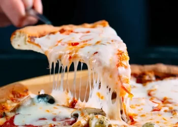 Cómo hacer Pizza casera: la receta fácil