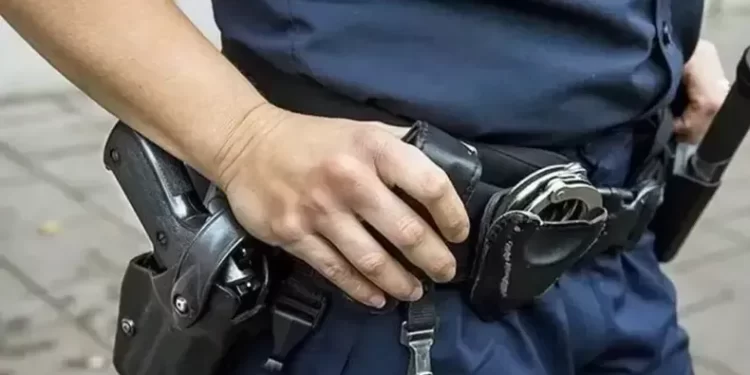 Robaron la pistola reglamentaria de un policía