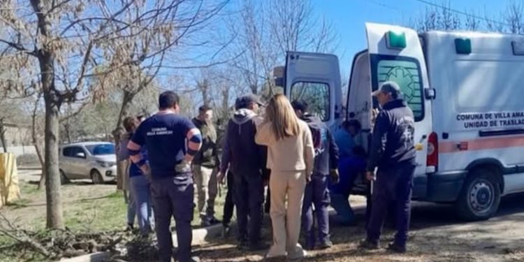 Murió un operario que cayó desde un hidroelevador mientras podaba