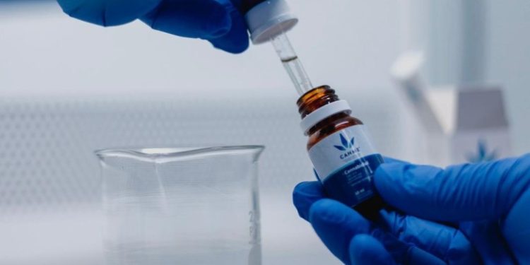 San Juan autoriza la venta en las farmacias del Aceite de Cannabis Medicinal CANME CBD 10