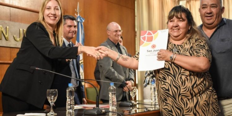 Vecinos de Caucete tendrán asesoramiento de Regularización Dominial