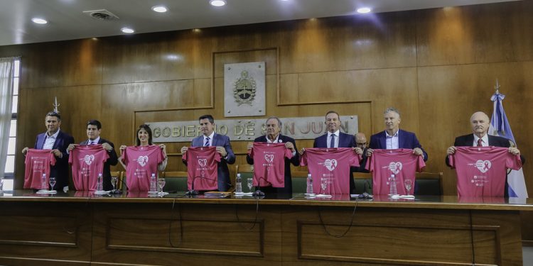 Presentaron la XIII Caminata de Concientización sobre el Cáncer de Mama en San Juan