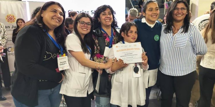 Jóvenes veinticinqueñas representarán a San Juan en la Feria Nacional de Ciencias