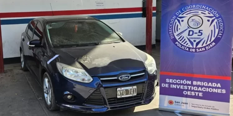 Recuperaron un auto robado en un violento asalto