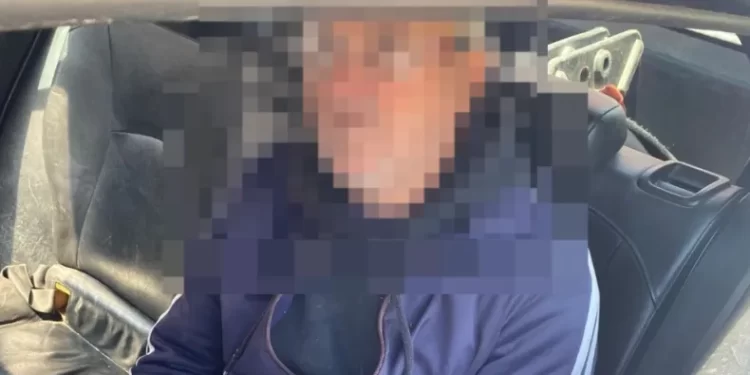 Insólito en el Hiper Libertad: un abuelo de 77 años fue sorprendido robando caramelos