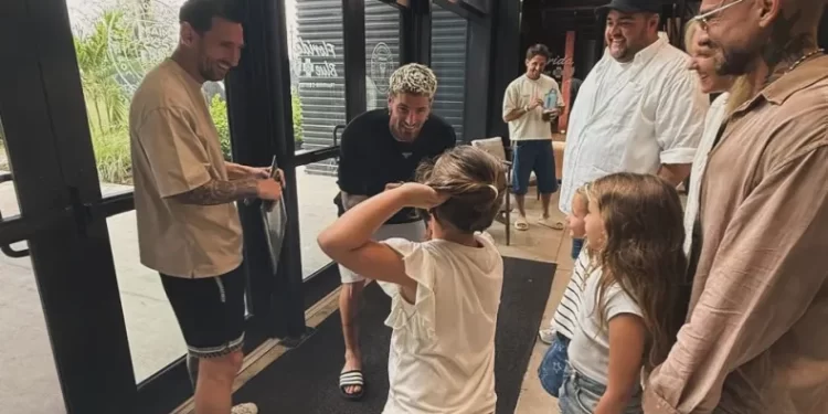 Darío Barassi cumplió un sueño: conoció a Messi y De Paul en Miami y desbordó emoción en redes