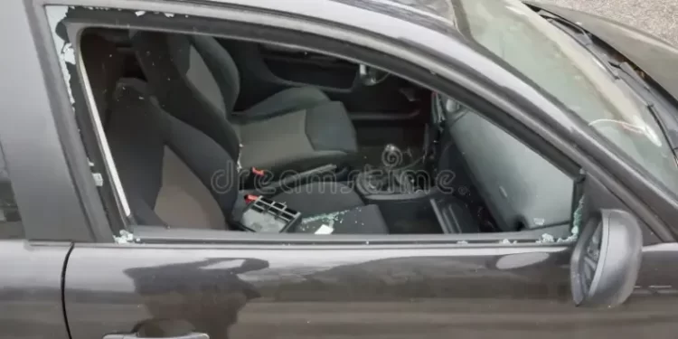 Motochorros atacaron a una mujer en Rivadavia y le robaron su cartera y celular