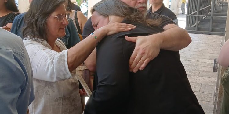 Madre de Julieta Viñales tras el juicio: “Ahora podremos hacer el duelo como corresponde y Julieta descansará en paz”