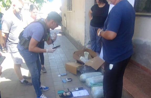 Caucete: una encomienda sospechosa, una persecución y tres detenidos por narcotráfico