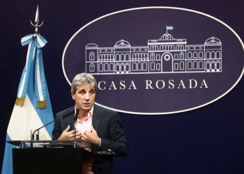 Reforma tributaria: Caputo adelantó que incluirá una baja del impuesto a las Ganancias