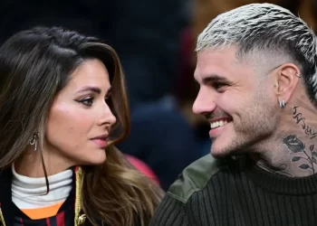 Mauro Icardi se presentó en un juzgado en Estambul acompañado por la China Suárez