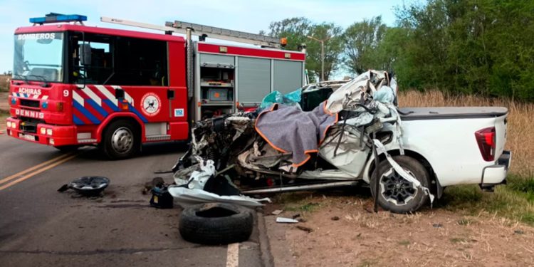 Tragedia: murió un hombre de 74 años al chocar en su camioneta