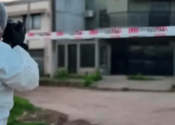 Encontraron el cuerpo descuartizado de un contador en el freezer de su casa