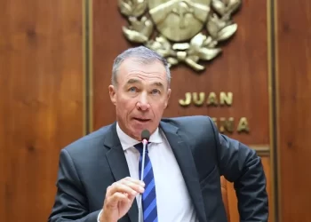 Encuesta revela ventaja de Orrego rumbo a las elecciones del 26 de octubre