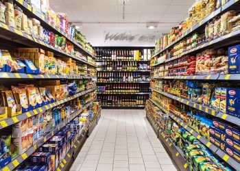 Cerró un supermercado y 17 empleados quedaron sin trabajo