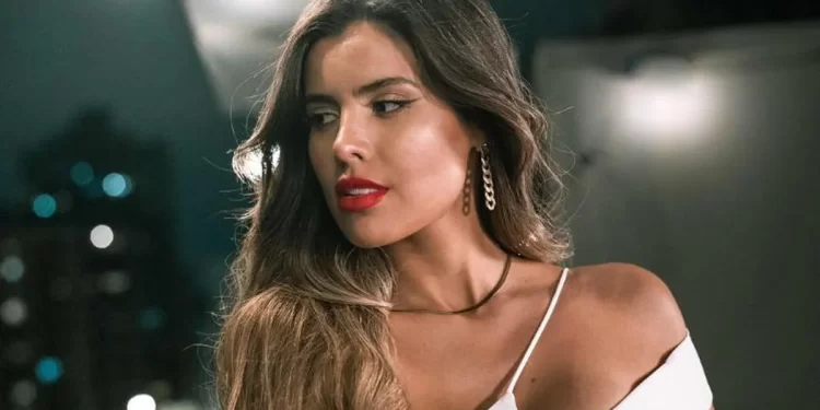 Procesan a la influencer Valentina Olguín por usar el CUIT de cinco gobernadores para ingresar ropa importada