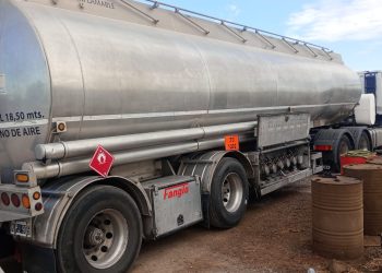 Chofer intentó desviar la ruta para robar combustible y terminó detenido
