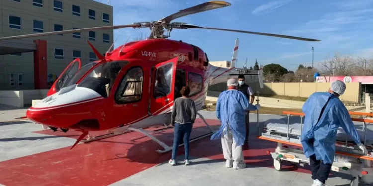 Operativo sanitario aéreo en Jáchal: trasladaron de urgencia a una mujer con grave complicación renal