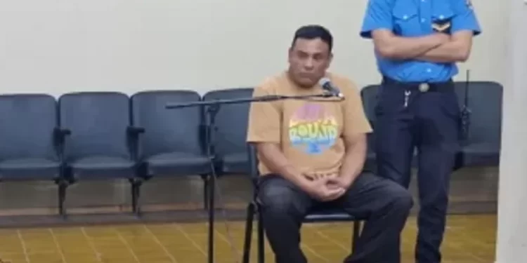 Usó un DNI perdido para sacar un crédito millonario y terminó otra vez en el banquillo