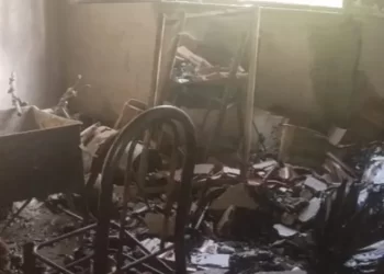 Una niña provocó un incendio y una familia perdió todo