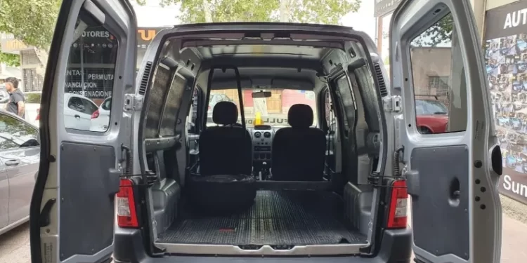 La UNSJ subastará una movilidad: fecha, requisitos y cómo participar