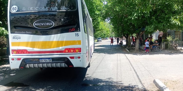 Ciclista de 75 años murió tras ser embestido por un colectivo