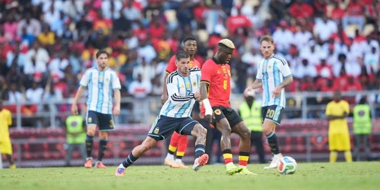 Con goles de Messi y Lautaro Martínez, Argentina derrotó a Angola