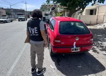Chimbas: recuperan un auto que era buscado en La Rioja