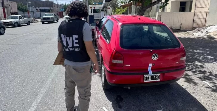 Chimbas: recuperan un auto que era buscado en La Rioja