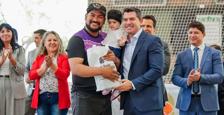 Continúa la búsqueda del adolescente sanjuanino arrastrado por el mar en La Serena