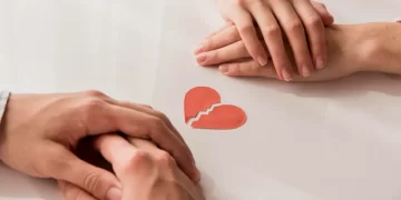 La Luna nueva en Escorpio trae cambios bruscos en el amor para algunos signos del zodiaco