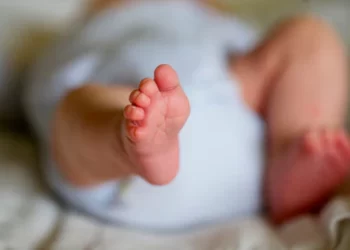 Policías salvaron a un bebé que no respiraba en Rawson