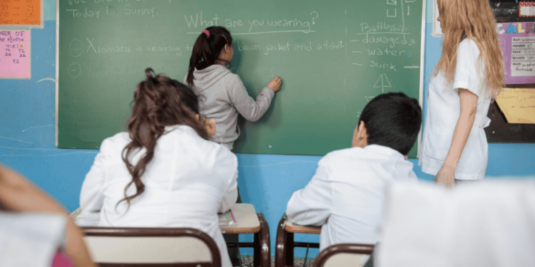 Buscan docentes argentinos para enseñar español en Estados Unidos