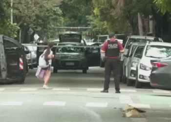 Sanjuanino abatió a un ladrón en una salidera bancaria en Núñez y quedó con prisión domiciliaria