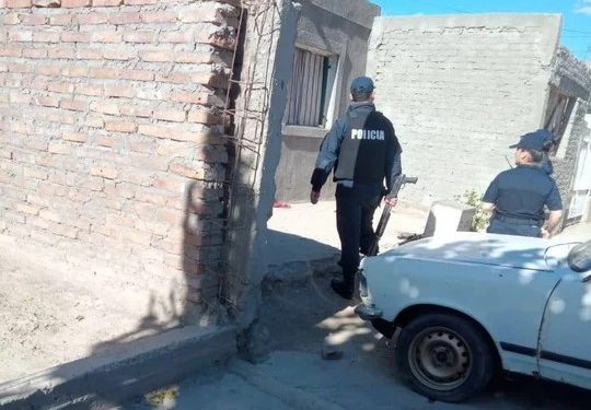 Batalla campal, intento de apuñalamiento y un joven hospitalizado