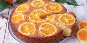 Para sorprender: torta invertida de naranjas, una receta con pocos ingredientes