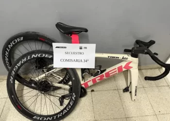 Golpearon a una ciclista para robarle la bici, pero un operativo policial la recuperó