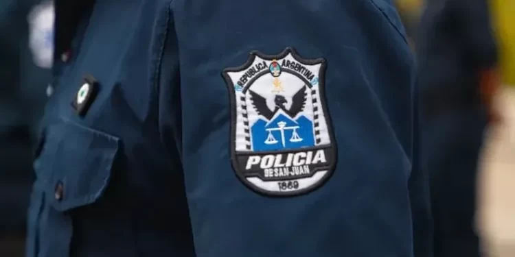 Escándalo en una despedida policial: pelea a golpes, un demorado y denuncias por lesiones