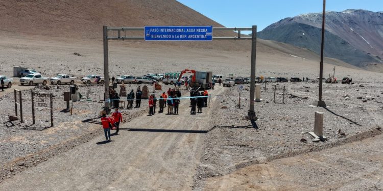 Paso Agua Negra: a una semana de su apertura circularon más de 800 personas