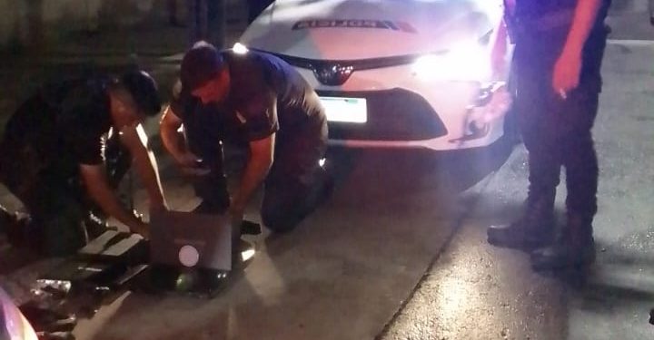 Tres aprehendidos tras sustraer efectos de una vivienda