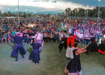 Chimbas celebró sus 112 años con una multitud histórica en el Parque