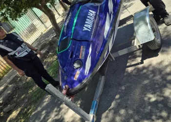 Detuvieron a un menor tras intentar robar una moto de agua