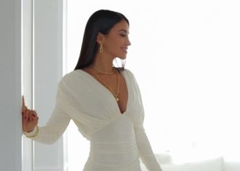 Antonela Roccuzzo deslumbró en redes con un vestido